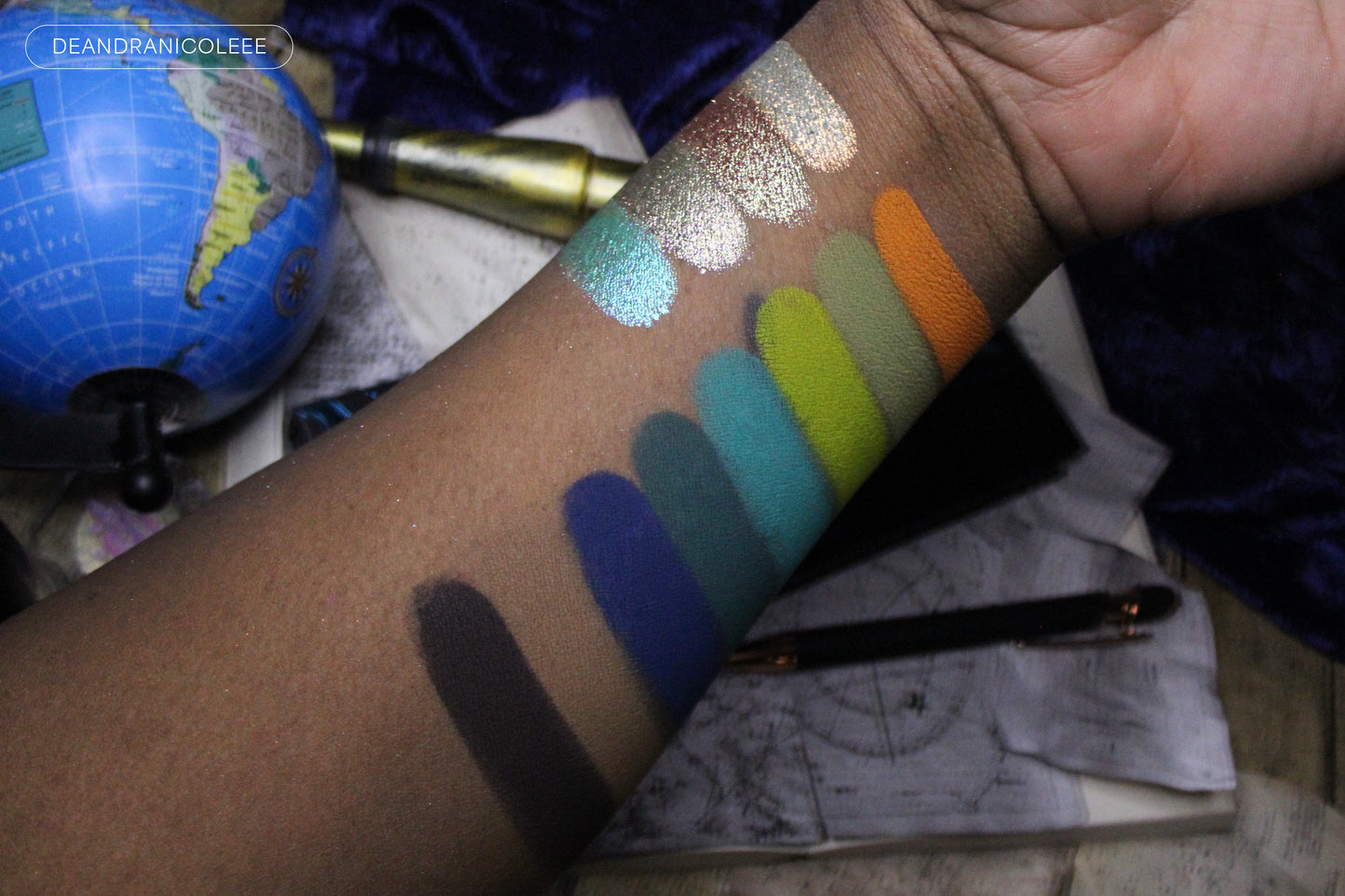 Nascent Eyeshadow and Pressed Pigment Palette